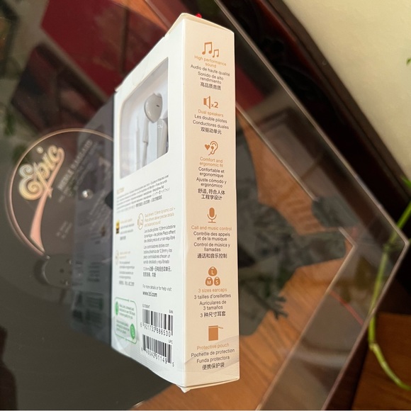 🎧 TCL ELIT 300 Wired In-Ear Headphones with Mic, Noise Isolating, Silver, NWT - Picture 5 of 9